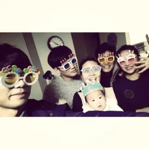 Park-SEo Joon and family