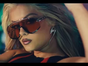 bebe rexha – chase it (mmm da da da)