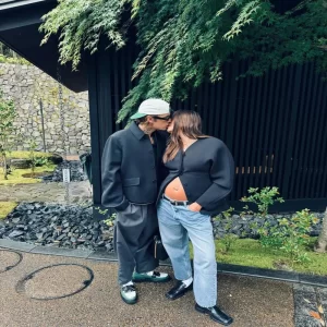 Justin Bieber and Pregnant Hailey Bieber on Baby Bumpin'