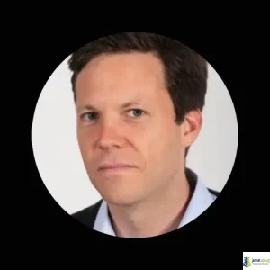 Professor Maximilian Sternberg, BA MPhil PhD - Modern Architecture History and Urban Conflict Cambridge Supervisor