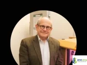 Professor Chris Howe: Photosynthetic Organisms & Their Non-Photosynthetic Relatives Professor Chris Howe: Group Leader | Biochemistry of Photosynthetic Organisms and Their Relatives