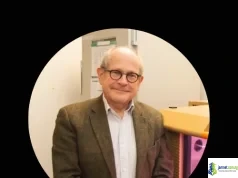 Professor Chris Howe: Group Leader | Biochemistry of Photosynthetic Organisms and Their Relatives